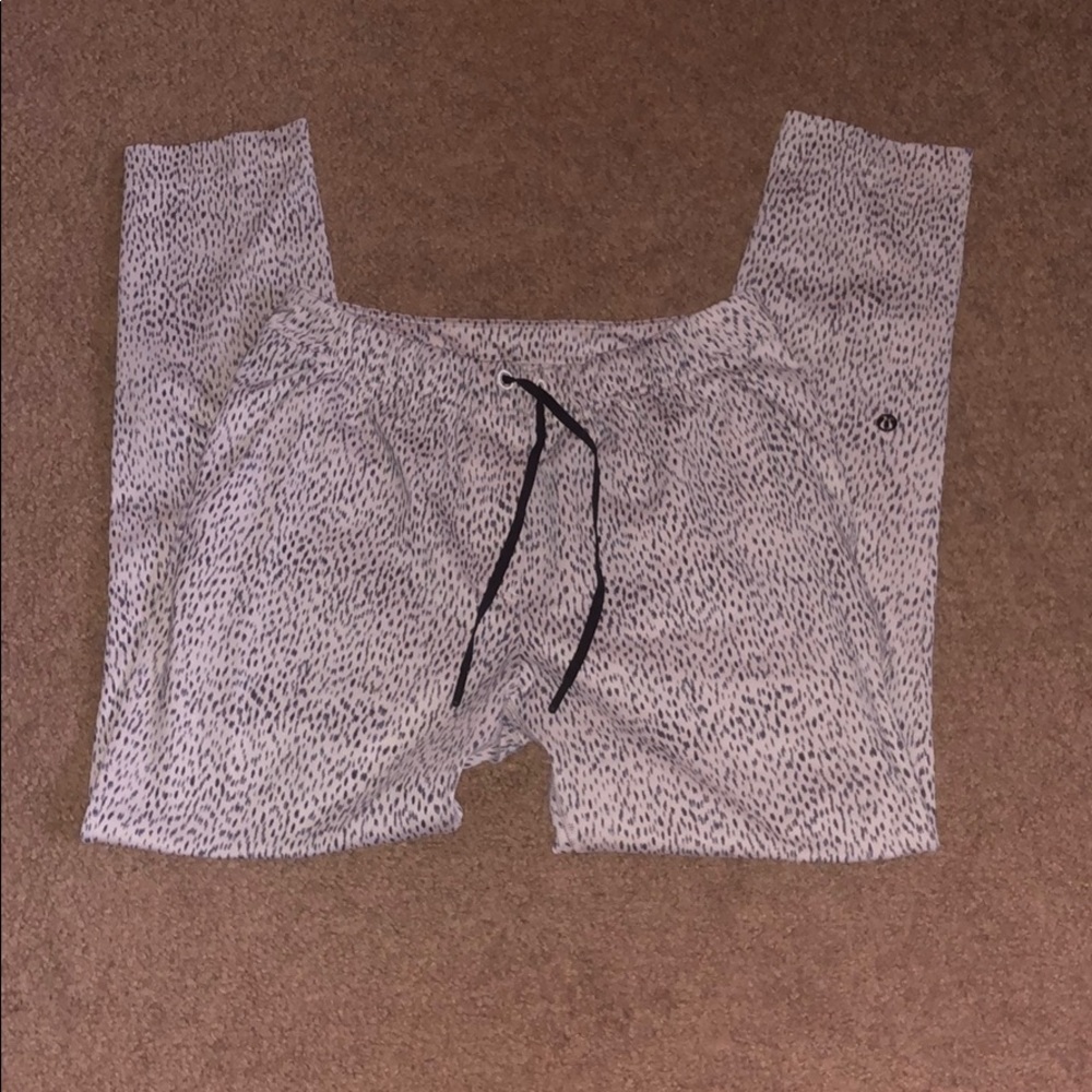 Lululemon pants